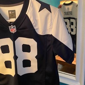 Dez Bryant Cowboys Jersey -Youth M